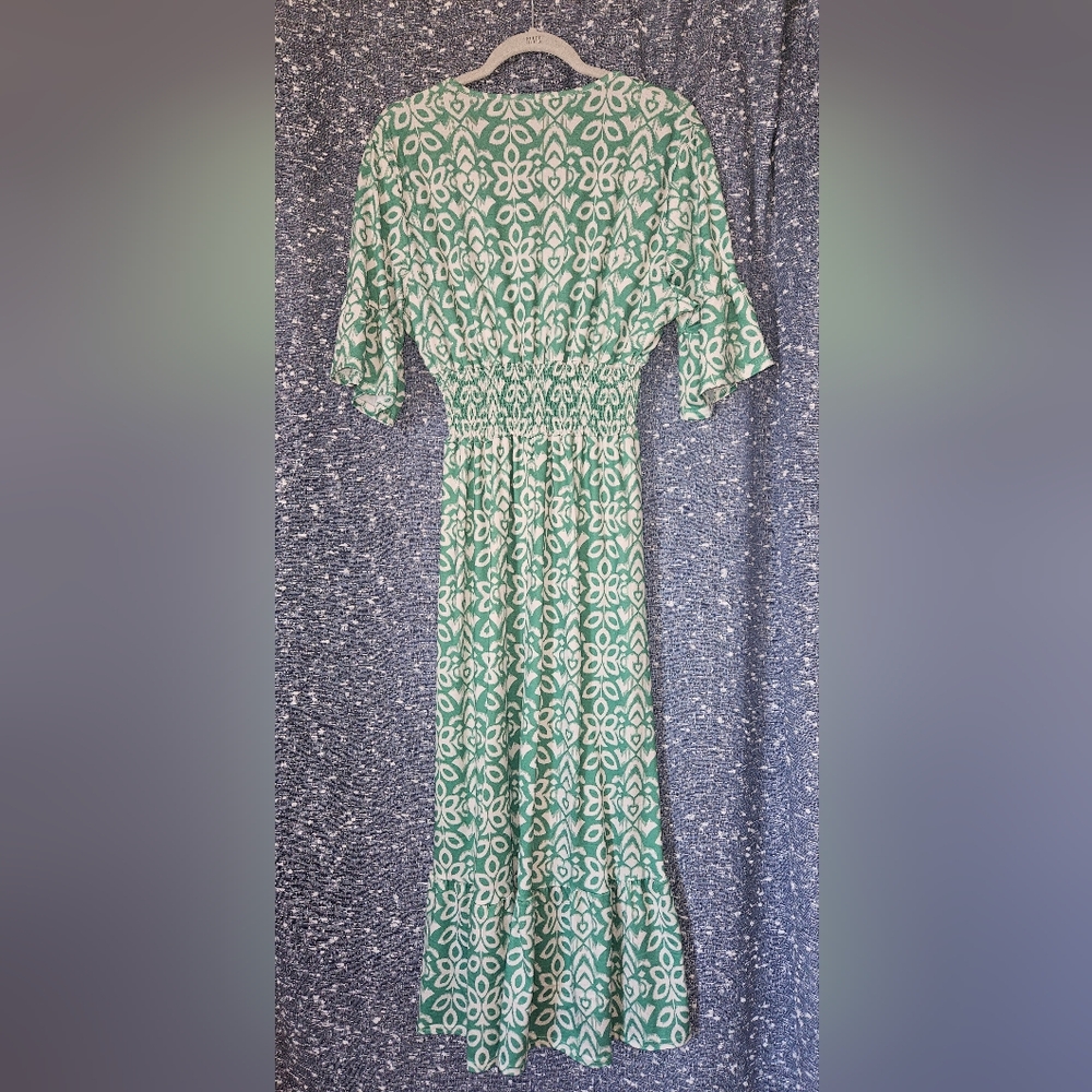 Green Floral Maxi Dress Plus Size XXL - Picture 2 of 5